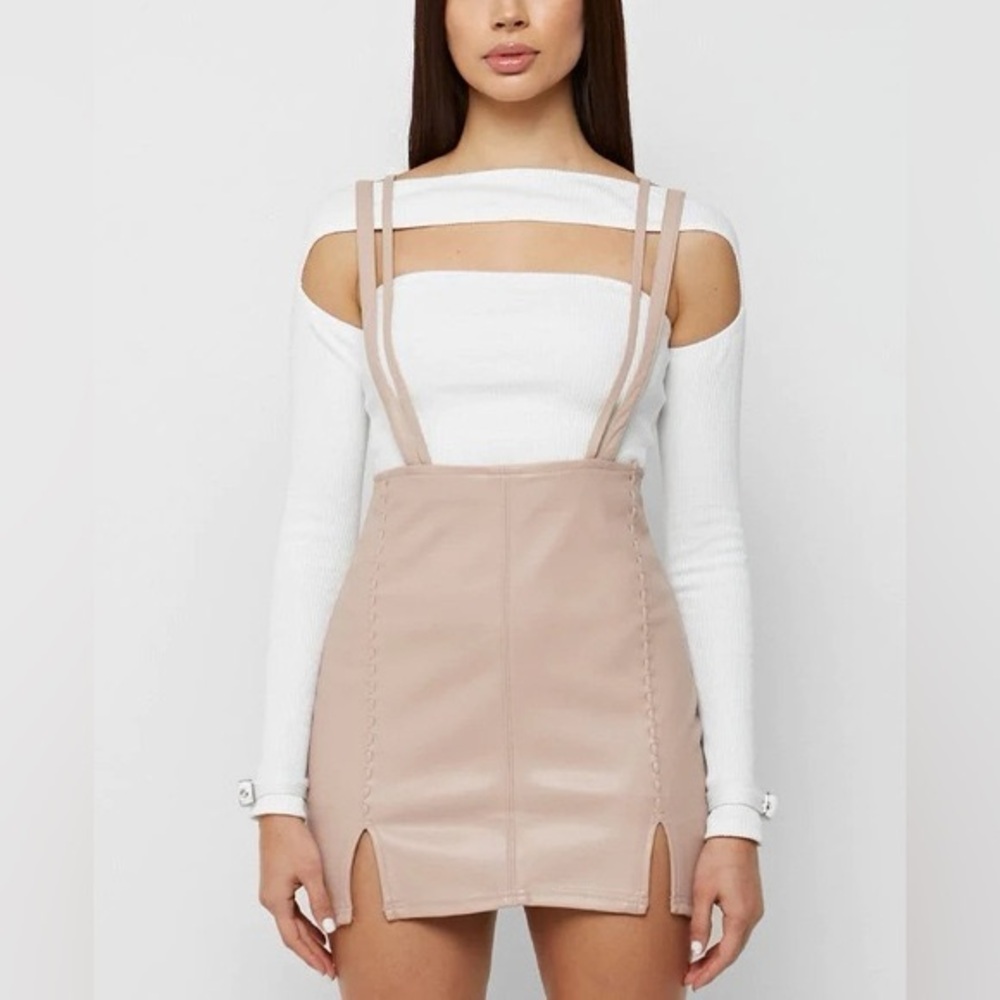 Maniere De Voir Blush Pink Vegan Leather Suspender Mini Skirt Women’s Size 12